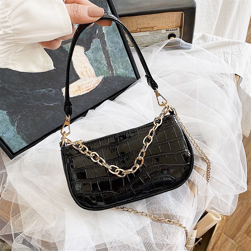 Túi kẹp nách nữ thời trang da cá sấu, túi đeo vai phong cách Ulzzang hiện đại | BigBuy360 - bigbuy360.vn