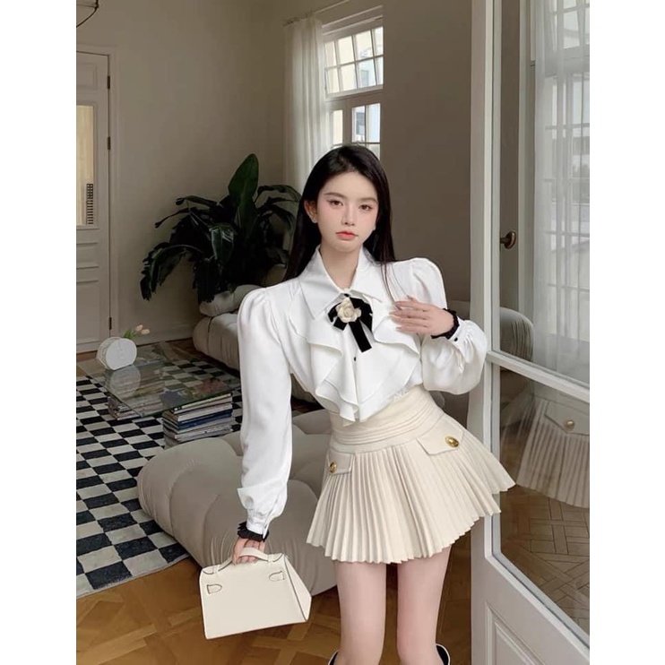 Áo sơ mi nữ cổ bèo tag hoa sang sịn