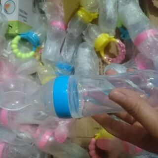 Bình thìa ăn dặm silicone