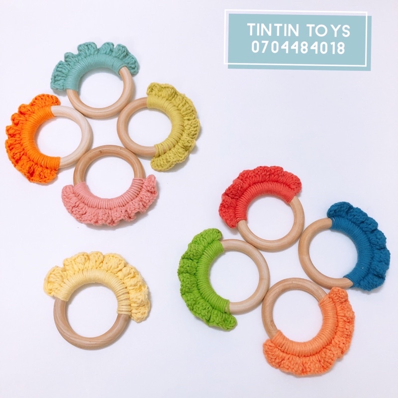 [HANDMADE] Vòng gỗ đan len tập cầm nắm, ngậm nướu cho bé mọc răng, an toàn cho bé