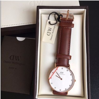 Đồng hồ nữ DANIEL WELLINGTON CLASSY dây da chính hãng