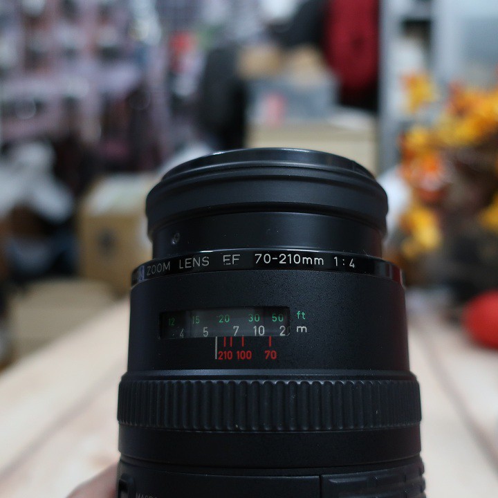 Ống kính Canon EF 70-210f4 dùng cho Canon crop và FF