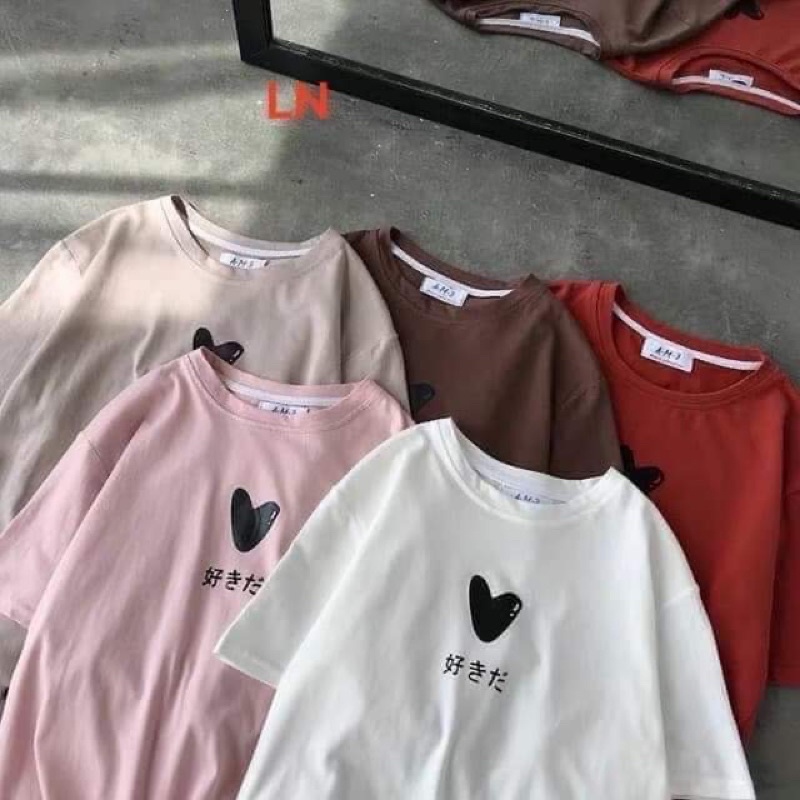 Áo phông tim đen chữ nhật TH6