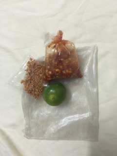 Combo bánh tráng của Hằng