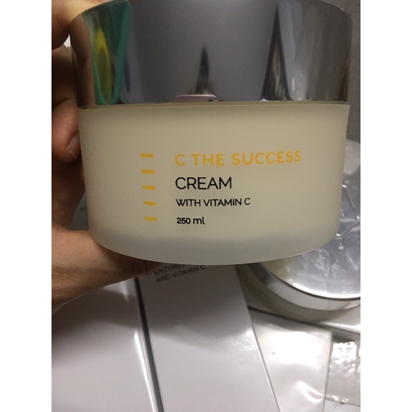 Kem đêm dưỡng trắng da mềm mịn căng bóng da Vitamin C hl holy land