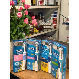 Bàn chải đánh răng điện oral-b