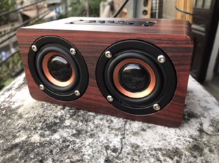 Loa Bluetooth gỗ siêu hay - W5