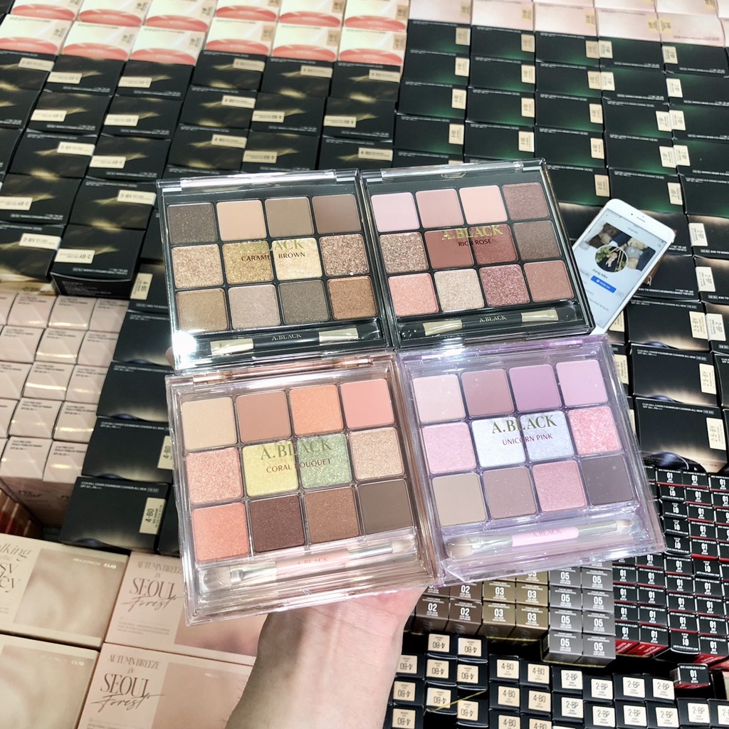 Bảng Phấn Mắt 12 Màu A.Black Glam Change Multi Palatte by Clio 14.4g