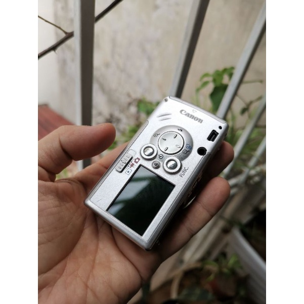 Máy ảnh PnS digital màu vintage Canon IXY L2 mini siêu xinh