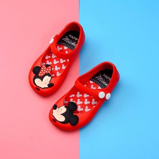 Giày nhựa bé gái hình chuột mickey chống trơn trượt
