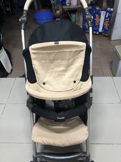 Xe Đẩy Combi Ricco W