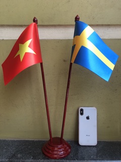 Cờ để bàn Việt Nam Thụy Điển