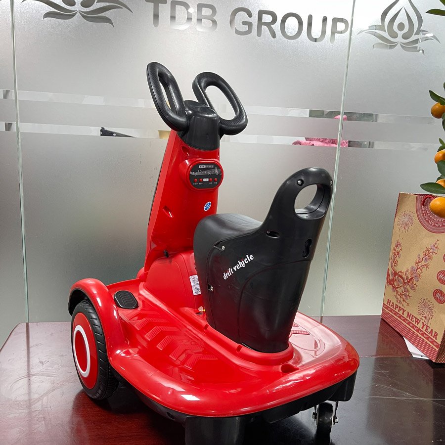 Xe  máy Điện Trẻ Em Xe Ô Tô Đồ Chơi Cân Bằng Xoay 360 Độ Cho Bé có điều khiển