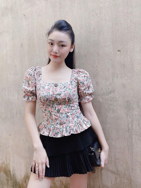 Áo Hoa Nhí Ngắn Tay Cổ Vuông Sang Chảnh Form To Chất Thô Mềm Mát - Y122