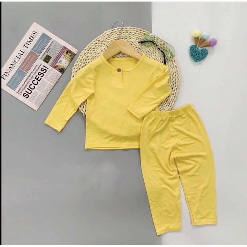 Bộ thun lạnh cho bé trai/ gái bán xả hàng do form về hơi to, các bạn đặt trừ đi 2 size nhé