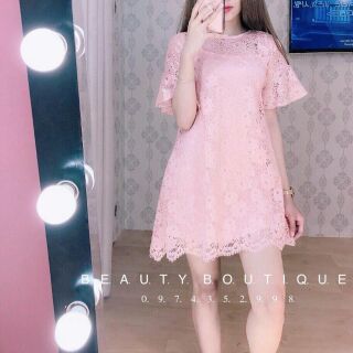 Đầm dáng xòe màu hồng