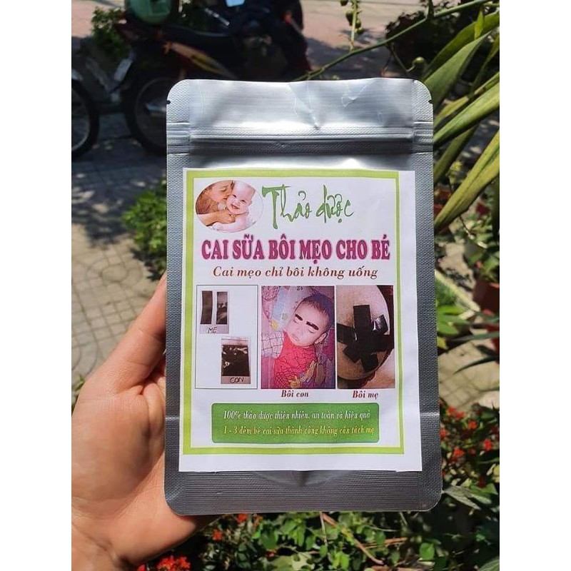 Mẹo cai sữa gia truyền cho bé