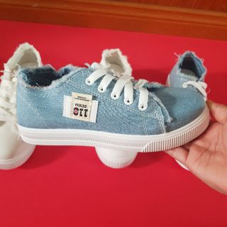 Sneaker jean nữ