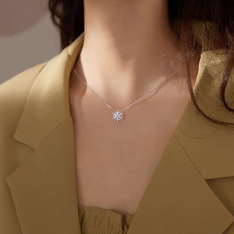 Dây Chuyền Bạc S925 Mặt Hình Hoa Tuyết Đính Đá Thời Trang Cho Nữ