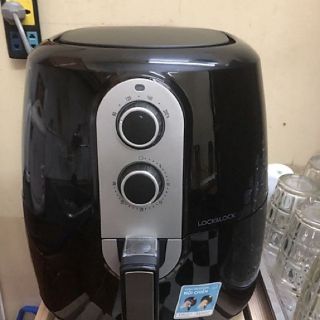 Nồi chiên không đâu 5.2l Lock& lock EJF151