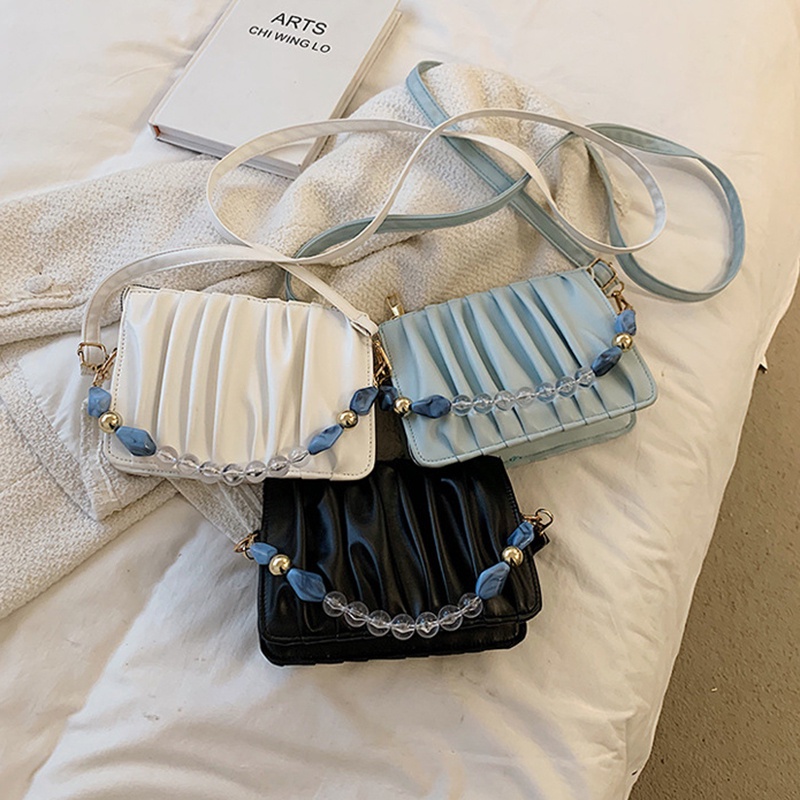 Túi đeo chéo IELGY thiết kế hình dạng đám mây đính chuỗi dây hạt thời trang