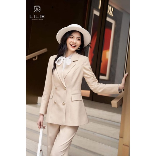 Mũ dạ fedora vành nhỏ đai đen gắn con ong siêu sang chảnh