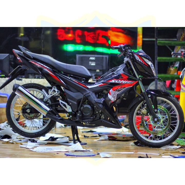 ( Quí khách vui lòng mang ra tiệm cho thợ dán ) Tem sonic 150 đỏ đen v5