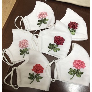 Set khẩu trang thêu ruy băng