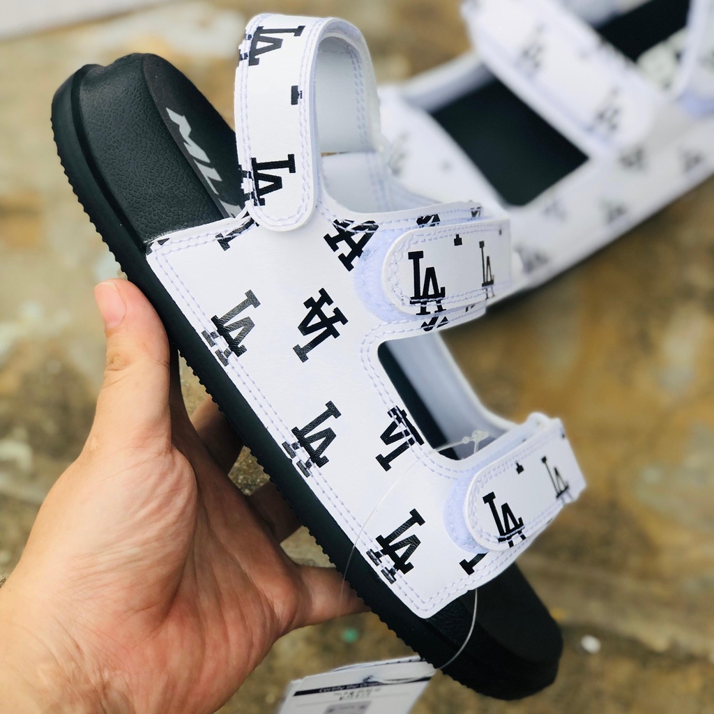 Giày Sandal 𝐌𝐋𝐁 ❤️FREESHIP + Hộp + Lùi 1 size❤️ xăng đan mlb LA thể thao nam nữ màu đen quai trắng