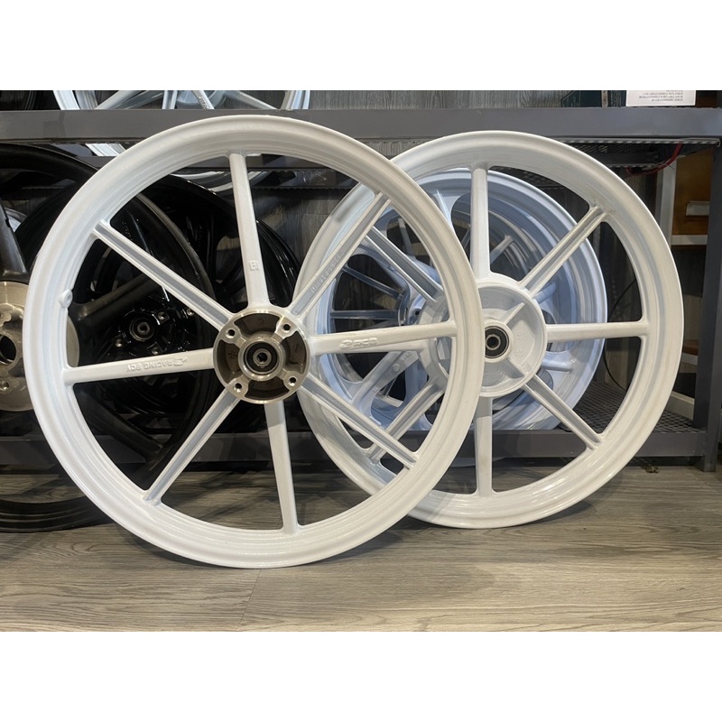 Mâm 8 cây rcb chế cho satria