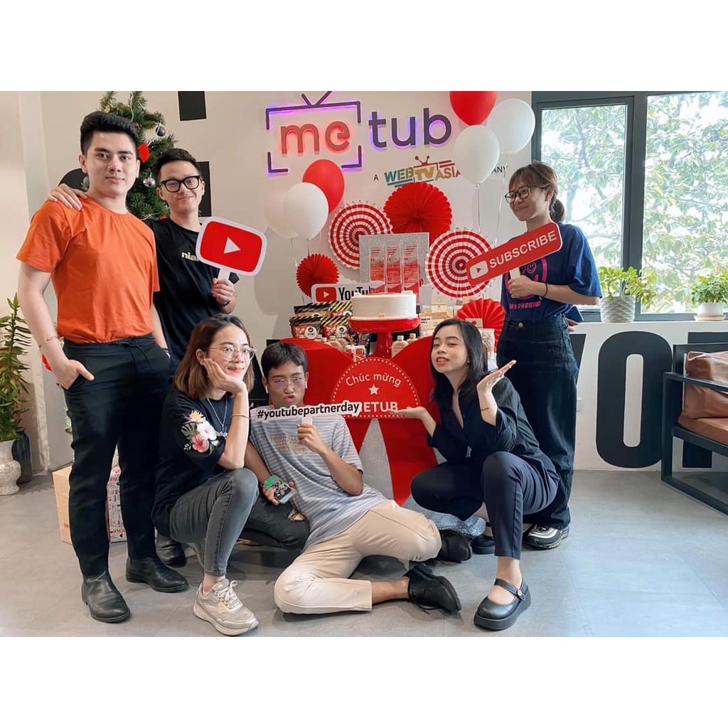 Nhận in bảng checkin theo yêu cầu - IN BẠCH DƯƠNG