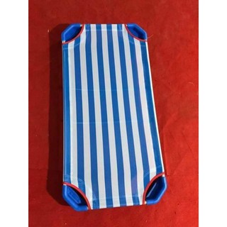 Giường lưới cho bé mầm non có 2 thanh đỡ lưng inox