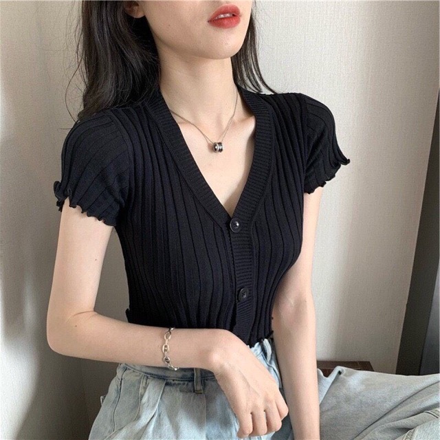 [Mã 11FASHIONSALE1 giảm 10K đơn 50K] Áo Len Ngắn Tay Cổ V Hàn Quốc Croptop Sang Chảnh Sexy Áo Dệt Kim K3C6 | BigBuy360 - bigbuy360.vn