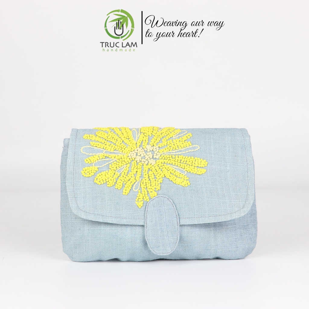 Ví Cầm Tay Nữ Vải Linen Thêu Tay Sa Hạt Họa Tiết Hai Hoa Cúc - Trúc Lâm Handmade