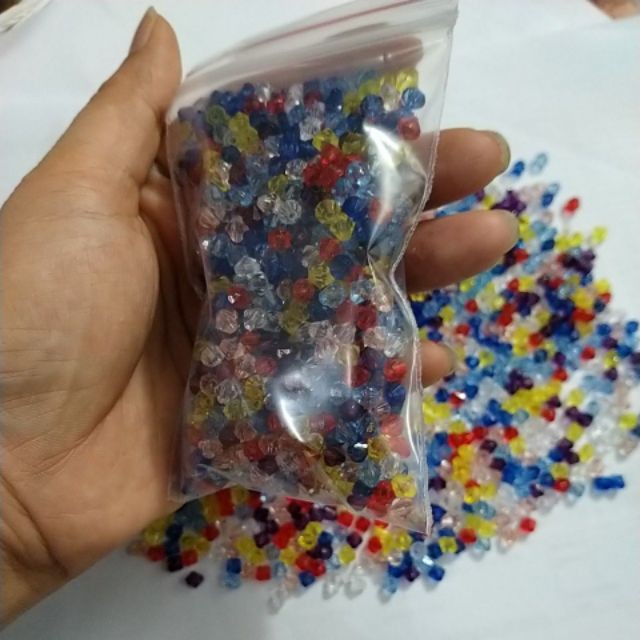 Gói 50/100gam hạt chóp nón nhiều 4x5mm hỗn hợp màu ngẫu nhiên
