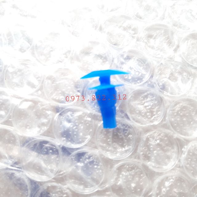 Vít nở gioăng cánh cửa