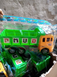 Đồ chơi xe thùng chạy đà