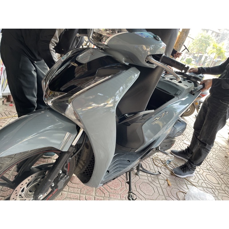 Decal ba lớp dán xe màu xám xi măng bóng cao cấp dán bo cong thoại mái