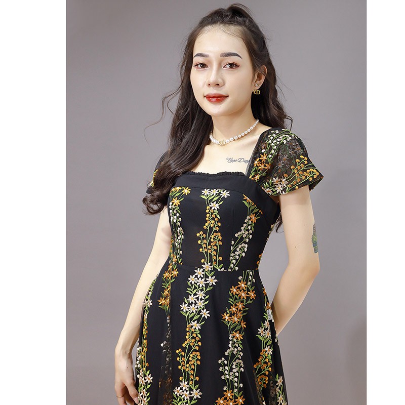 Đầm xòe cổ vuông, bèo vai, thêu hoa Emspo DS4029