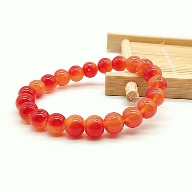 Chuỗi đeo tay phong thủy 8li. hàng đẹp y hình lun nha các bạn