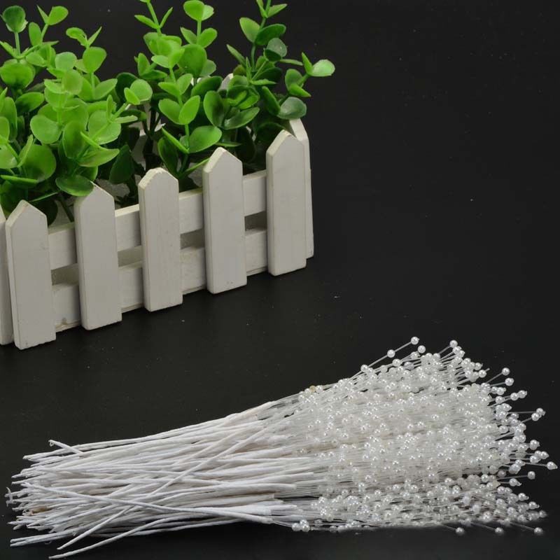 10 cành hoa đính ngọc trai giả dùng trang trí bàn tiệc cưới