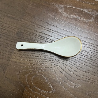 Thìa sứ viền vàng 12k Minh Châu