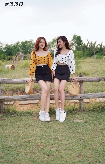 Áo crop bi nhún tay phồng 2 màu xb