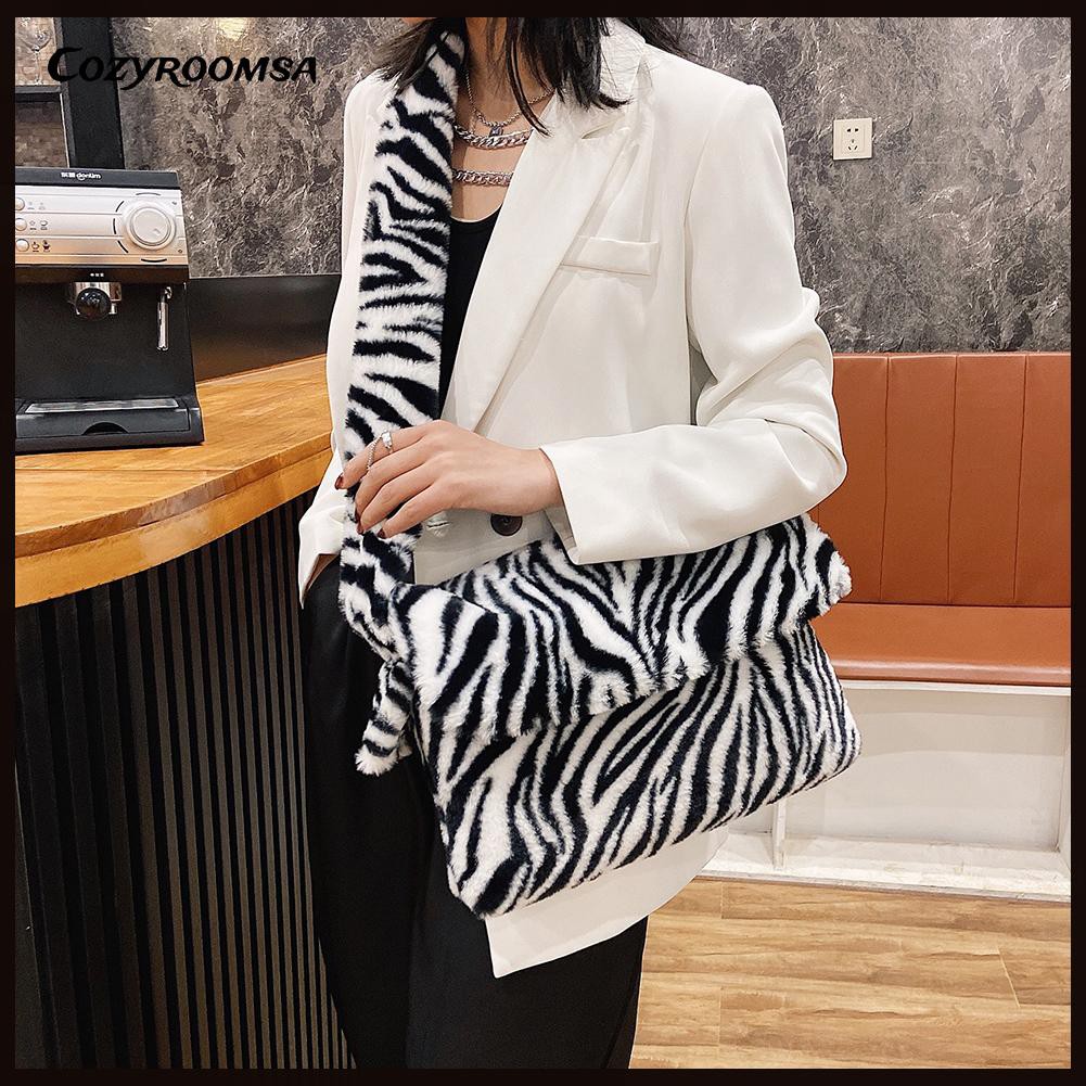 Túi đeo chéo phong cách vintage trẻ trung sành điệu