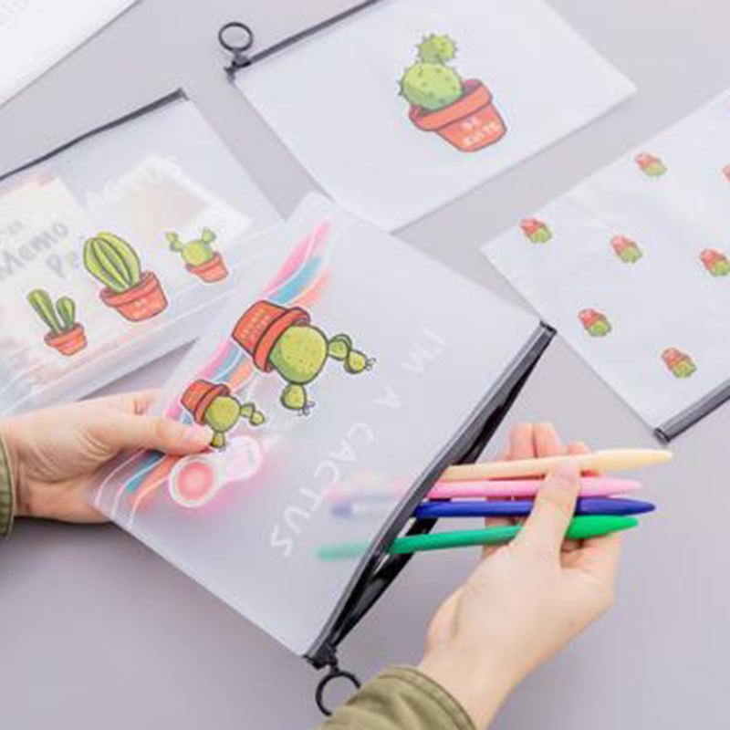 Túi Đựng Bút Trong Suốt In Hình Cây Xương Rồng Dễ Thương