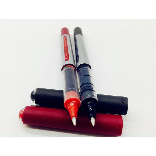 Bút định hình vẽ môi , lông mày phun xăm