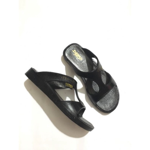 Dép Lê Thái Nữ cho bà cho mẹ