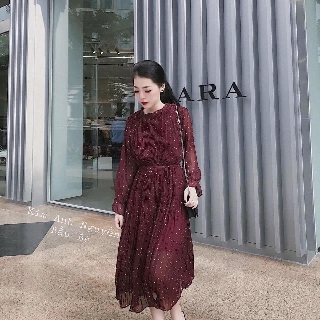 váy chấm bi dáng suông ( bán màu đen )