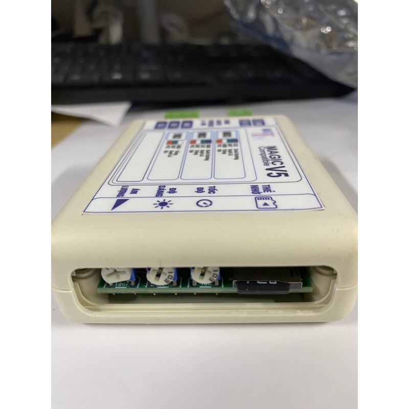 CPU cảm ứng nhạc full colour V1