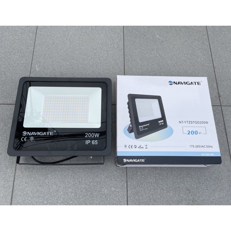 Đèn pha led 200W ánh sáng vàng chuyên công trình ngoài trời, trang trí sân vườn, bảng hiệu vỏ nhôm dày chống nước ip65